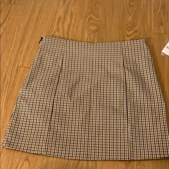 Houndstooth skirt - Picture 2 of 3